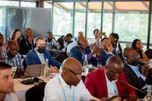 2022年5月，来自基加利、弗里敦、马拉喀什和其他UrbanShift 城市的参与者在UrbanShift 非洲城市学院的基于自然的解决方案研讨会上。